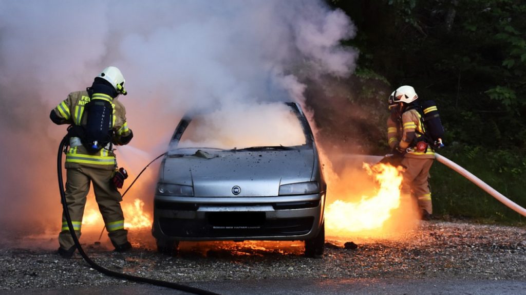 Нюансы экспертизы пожаров в автомобилях